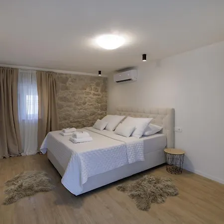 Marina Villa